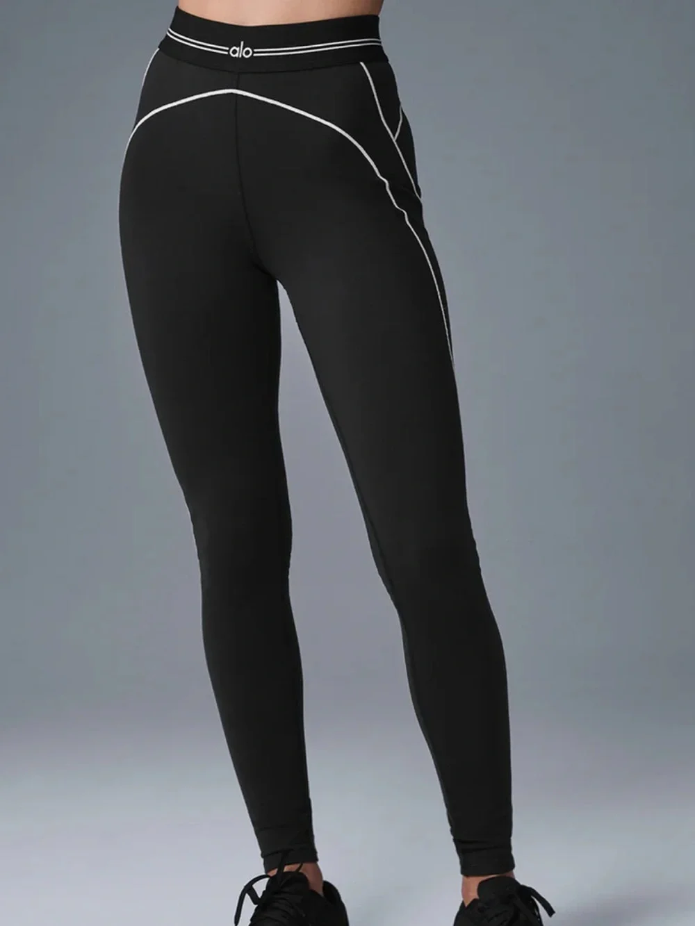 Alo Heart Throb leggings